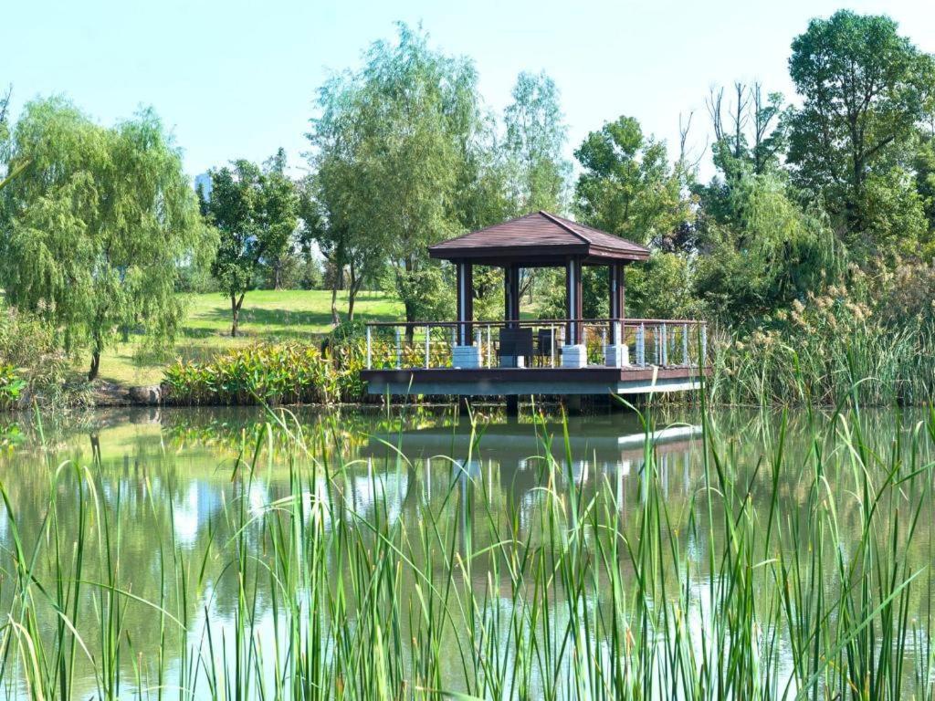 Suzhou Jinji Lake Grand Hotel Exterior foto