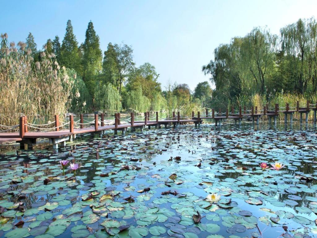 Suzhou Jinji Lake Grand Hotel Exterior foto