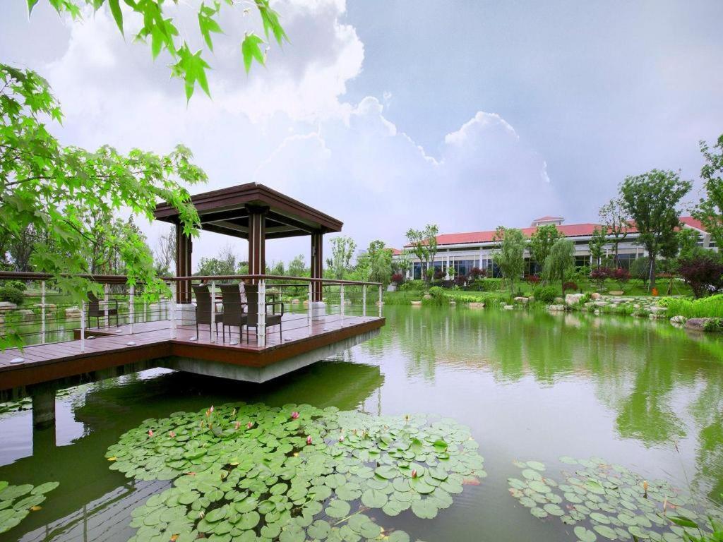 Suzhou Jinji Lake Grand Hotel Exterior foto